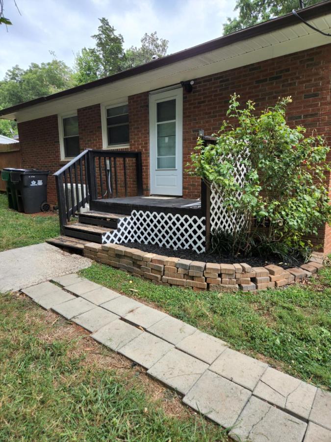 2Br 1Ba Duplex House King Beds Great For Small Groups Close To All Uptown Charlotte Attractions Dış mekan fotoğraf
