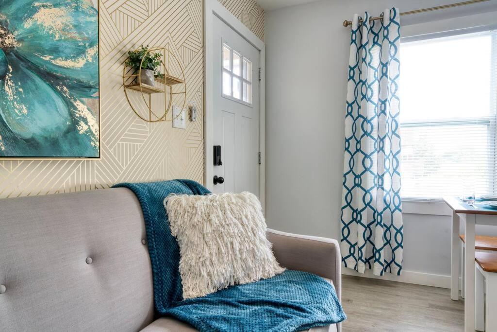 2Br 1Ba Duplex House King Beds Great For Small Groups Close To All Uptown Charlotte Attractions Dış mekan fotoğraf